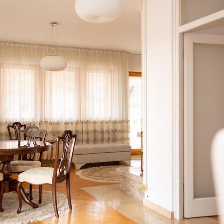 サラエヴォBeautiful Duplex In Heart Of Old Town - Free Parkingアパートメント エクステリア 写真