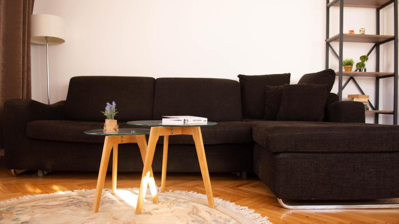 サラエヴォBeautiful Duplex In Heart Of Old Town - Free Parkingアパートメント エクステリア 写真